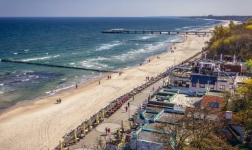 Dogodna lokalizacja pozwala na szybkie dotarcie do plaży