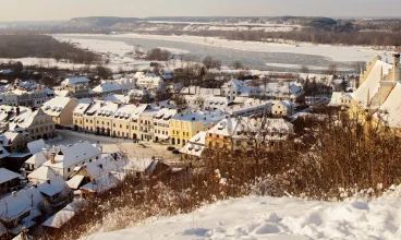 Kwadrans spacerem dzieli hotel od urokliwego rynku w Kazimierzu Dolnym