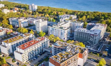 Są położone zaledwie 500 m od plaży