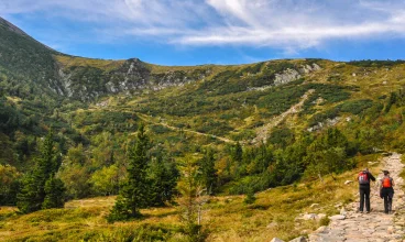 Latem z przyjemnością można wyruszyć w Góry Izerskie lub Karkonosze