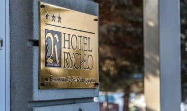 Hotel położony jest w Bogatynii