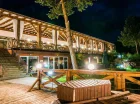 Hotel Tajty leży w malowniczej wsi letniskowej na Mazurach