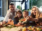 W karcie restauracji znajdziesz klasyki, takie jak pizza