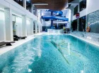 Hotelowy basen to prawdziwy aquapark z licznymi atrakcjami