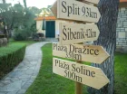 To świetna lokalizacja do wypoczynku i zwiedzania Dalmacji