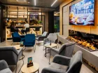 Jesienią 2023 w obiekcie uruchomiono Lobby Bar z kominkiem dla gości