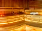 Dostępna jest też sauna, gdzie odbywają się seanse aromaterapii