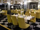 Wystrój restauracji nawiązuje do stylu lat trzydziestych XX wieku