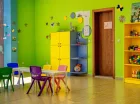 Oraz sala zabaw w pełnym atrakcji kids klubie