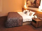 Hotel oferuje komfortowe zakwaterowanie w pokojach 1 i 2-osobowych