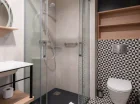 Każdy pokój posiada własną nowoczesną łazienkę
