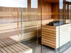 Pośród usług wellness mieści się strefa saun z sauną suchą i parową