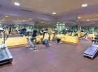 Goście ceniący aktywność mogą odbywać treningi w centrum fitness