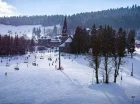 W sąsiednim Zieleńcu działa prężny ośrodek narciarski