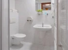 Każdy pokój dysponuje prywatną łazienką