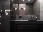 Każdy apartament posiada prywatną łazienkę z prysznicem