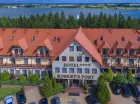 Resort jest malowniczo położony nad samym jeziorem Tałty