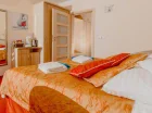 Na gości czeka zestaw do parzenia kawy i herbaty oraz minibar