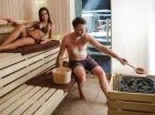 Składa się z: sauny suchej, łaźni parowej- aromatycznej, solnej i sauny infrared