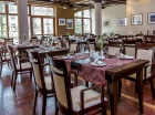 Hotelowa restauracja Vernus oferuje dania kuchni polskiej i międzynarodowej 