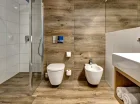 Każdy pokój posiada także nowoczesną łazienkę