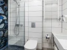 Nowoczesna łazienka z niezbędnym sprzętem