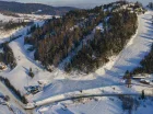 Zimą można się wybrać na narty do sąsiedniego ośrodka Czorsztyn Ski