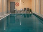 Hotel posiada strefę wellness z kameralnym basenem