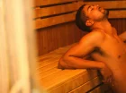 W strefie wellness dorośli odprężą się w saunie i jacuzzi