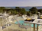 Tarasy restauracji zapewniają świetne widoki na Adriatyk, wybrzeże i wyspy