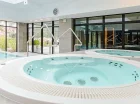 Są także niecki jacuzzi zapewniające relaks w bąbelkach