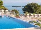 Hotel Malin **** znajduje się przy pięknej plaży na wyspie Krk