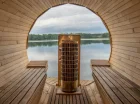 Unikalną atrakcją hotelu jest sauna fińska nad samym brzegiem jeziora