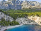 W sercu Makarskiej Riwiery góry Biokovo pięknie schodzą do Adriatyku