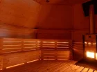 W obiekcie jest dostępna sucha sauna ogrzewana drewnem