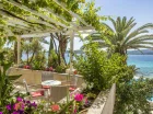 Z hotelu roztaczają się piękne widoki na Adriatyk i wyspę Korczula