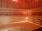 W strefie saun Amber Park SPA mieści się sauna sucha oraz łaźnia parowa