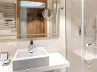 Każdy pokój classic posiada łazienkę z kabiną prysznicową