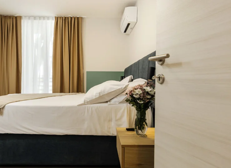 Dodatkowo jest odrębna sypialnia