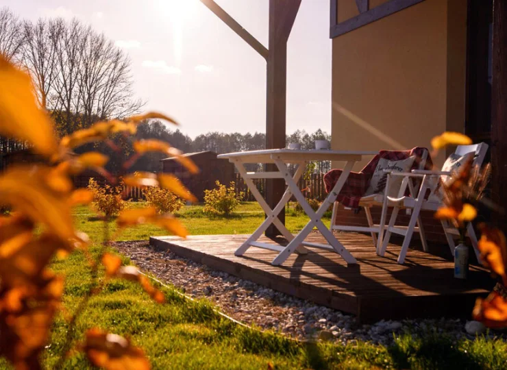 Z części dziennej można wyjść na prywatny taras i do ogródka