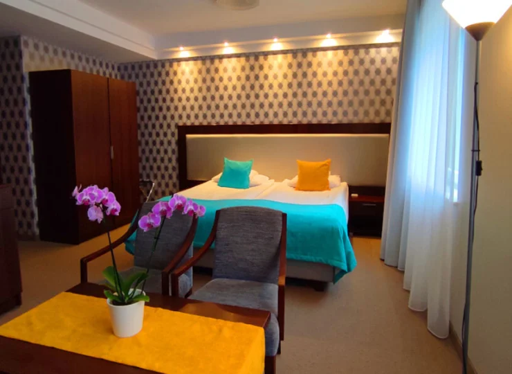 4-gwiazdkowy Hotel Zamek Centrum oferuje ponad 14 komfortowych pokojów