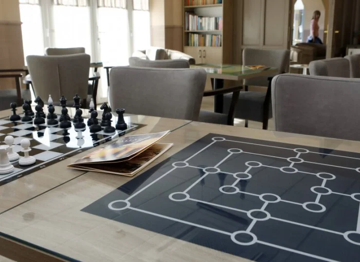 W hotelu jest także pokój gier, gdzie można oddać się grze w planszówki