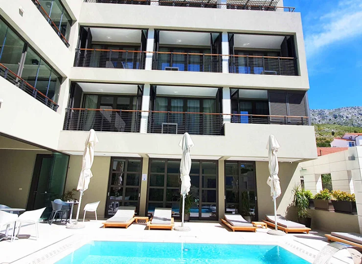 To nowoczesny i kameralny hotel, który powstał w 2019 roku