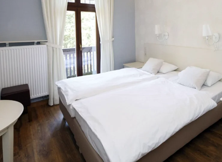 Pokój 2-os. Budget 6 z własnym wyjściem na balkon