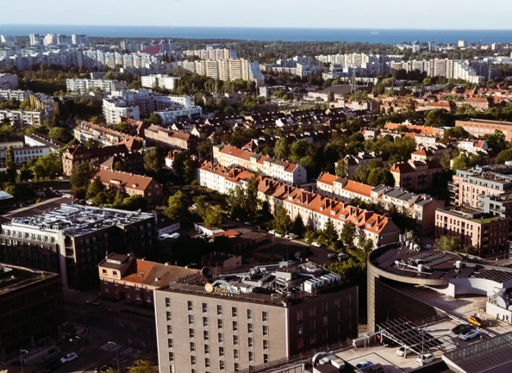 Wrzeszcz to dobrze skomunikowana dzielnica, nieopodal wybrzeża Bałtyku