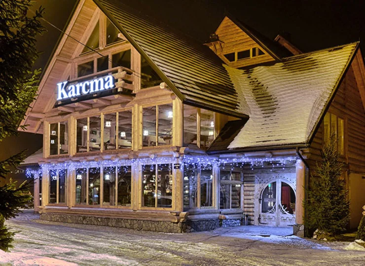 Zajazd Białczański to regionalny obiekt położony w centrum Białki Tatrzańskiej