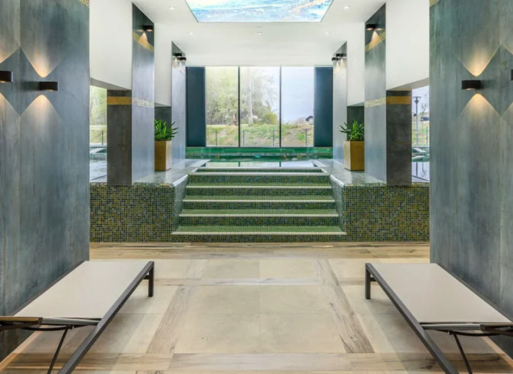 Mercure Tokaj Center to nowoczesny hotel z basenami w wysokim standardzie