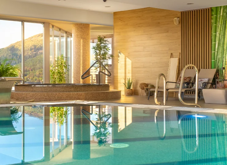 To hotel z basenem i kompleksowo odnowioną strefą wellness