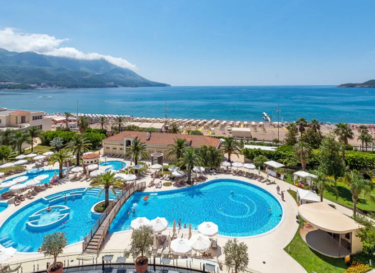 Resort jest znakomicie zlokalizowany przy samej plaży