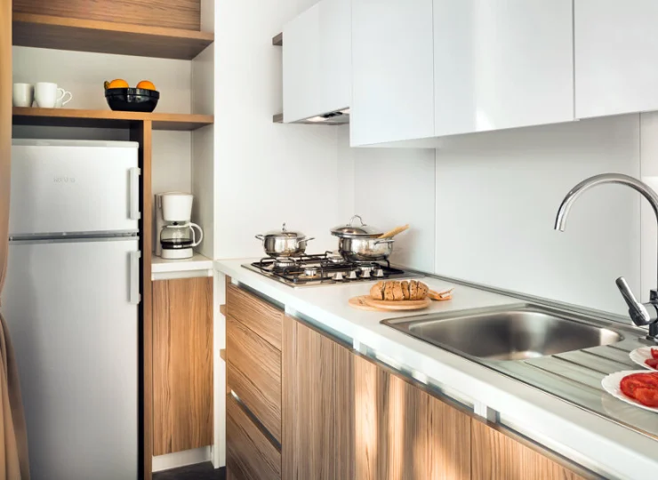 Comfort Holiday Home ma wyposażony aneks kuchenny